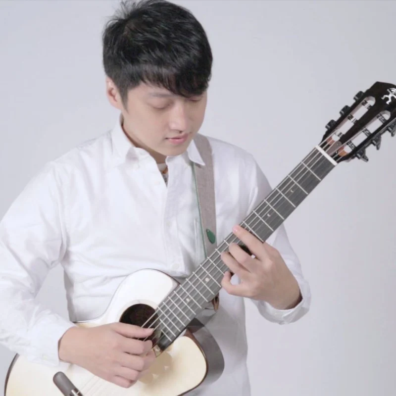 莊舒喆<b>木吉他、烏克麗麗</b>