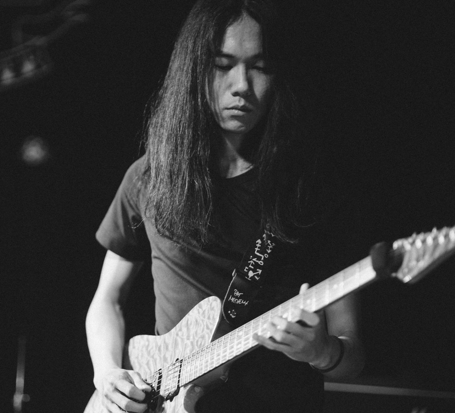 謝仲庭<b>電吉他、木吉他</b>